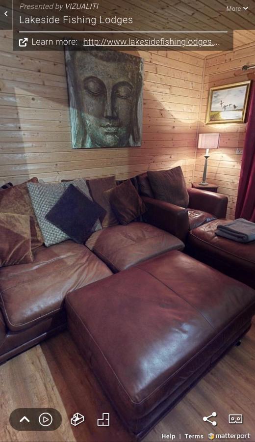 Lakeside Fishing Lodges Бостън Екстериор снимка