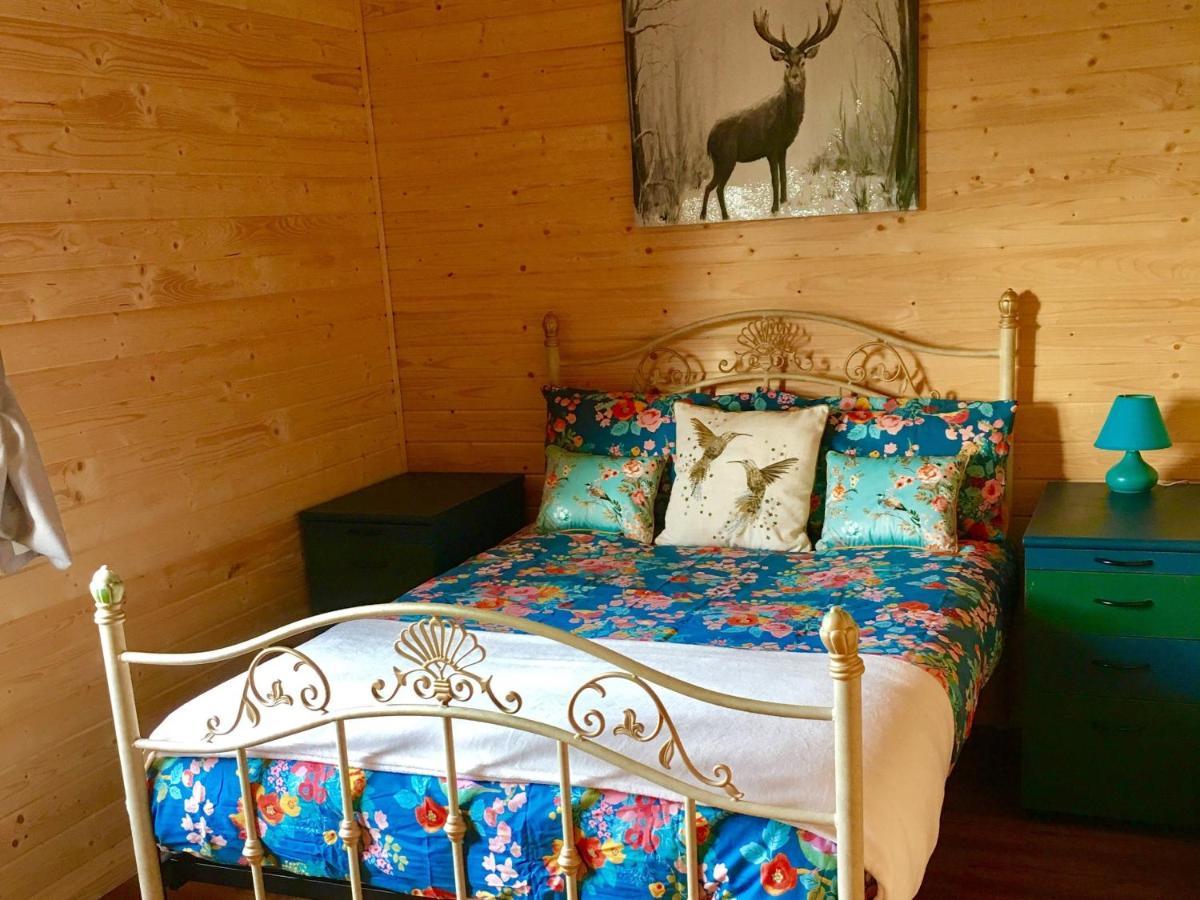 Lakeside Fishing Lodges Бостън Екстериор снимка